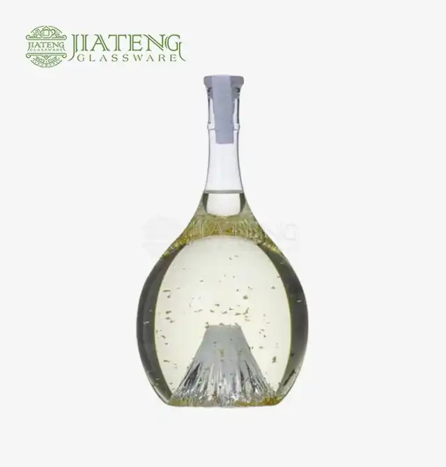 Custom Liquor Bottles vs Standard Bottles: Key Differences